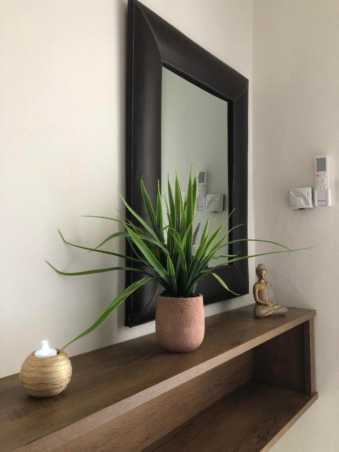 Olive - Happyhostgr - Downtown Apartment ヴォロス エクステリア 写真